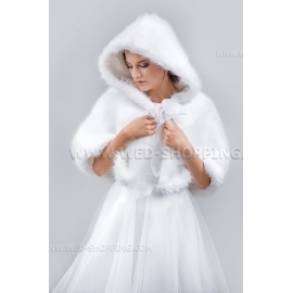 Brudcapa med huva fejkpäls varg Brudcapa med huva fejkpäls varg